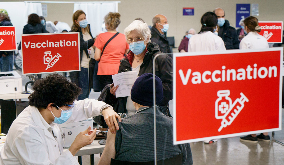 S.Korea extends social distancing, allows fully vaccinated some leeway